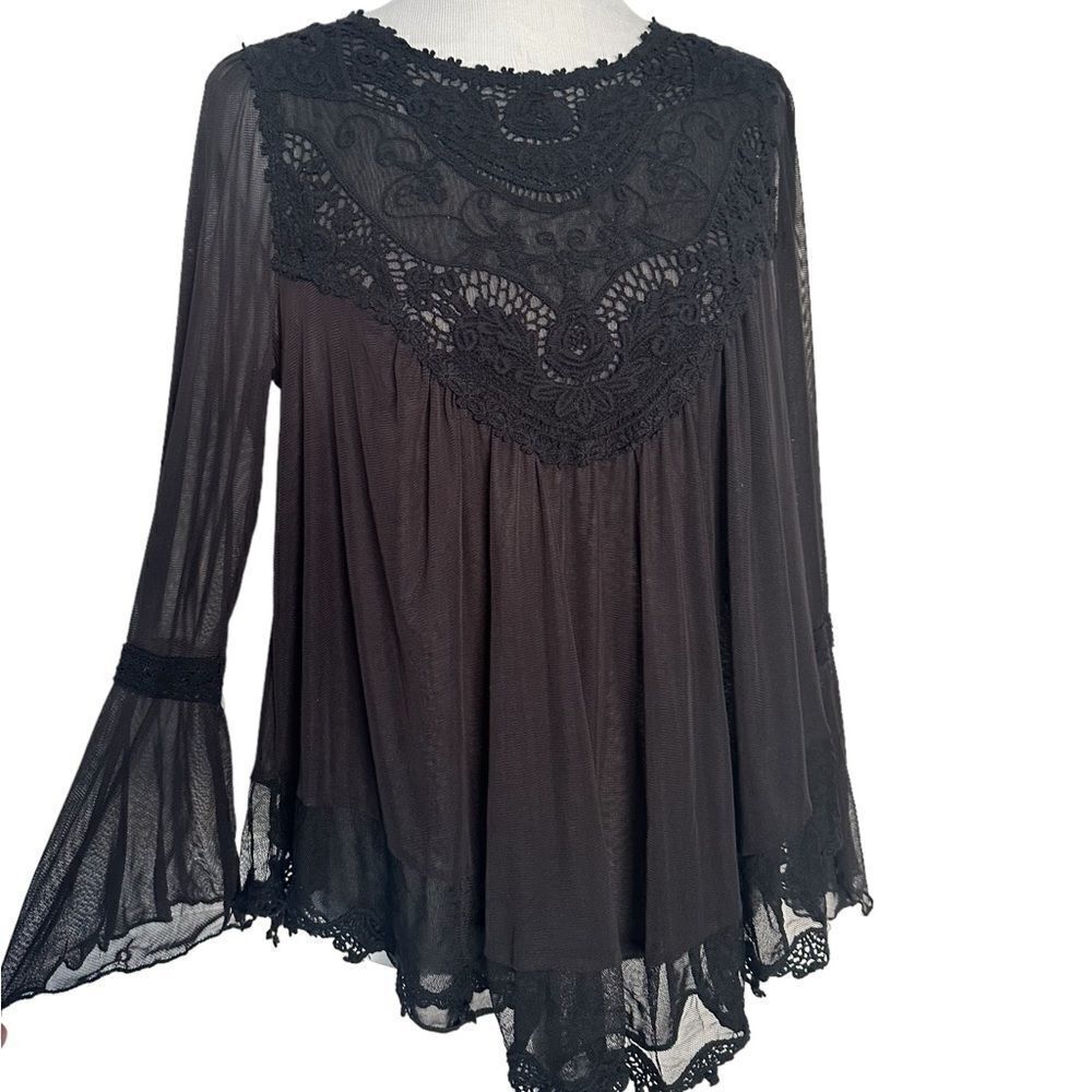 Black Fairy WimsyGoth Renaissance Flowy Bell Sleeve Lace Sheer Top Blouse Shirt